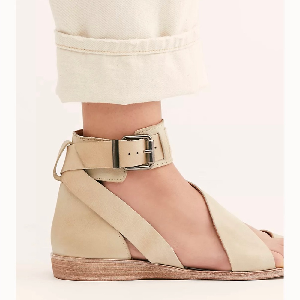 NWB Free People Valee Boot Sandal Dove Grey Size 9 (39) made in Spain - Picture 4 of 6